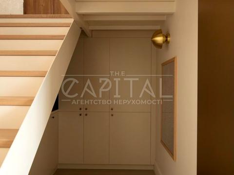 комерційна за адресою Саксаганського вул., 33/35