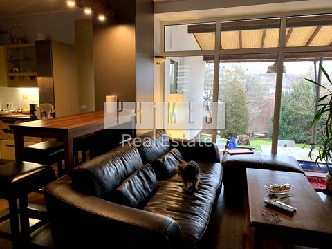 дом по адресу Августина Волошина ул. (Ярослава Галана)