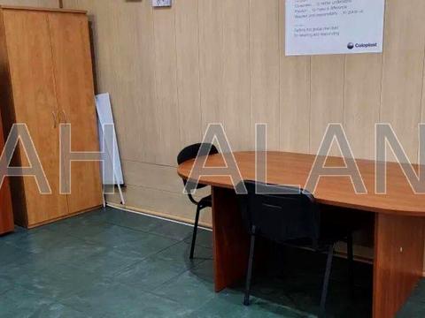 комерційна за адресою Герцена вул., 17-25