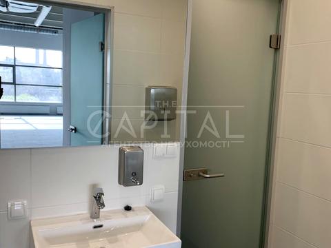 комерційна за адресою вул. Смоленская, 31/33