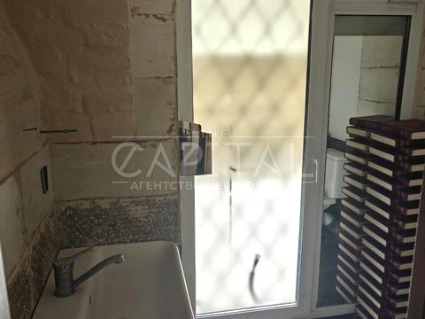 комерційна за адресою Євгена Чикаленка вул. (Пушкінська), 20