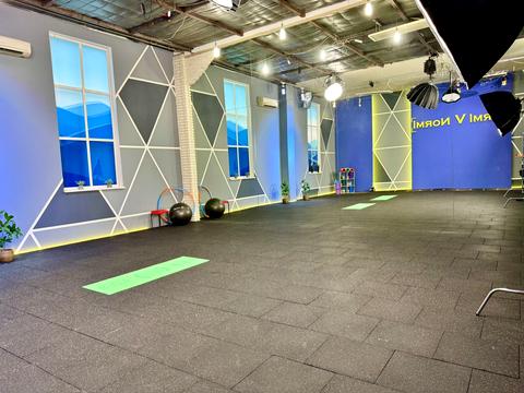 коммерческая по адресу Будіндустрії ул., 6