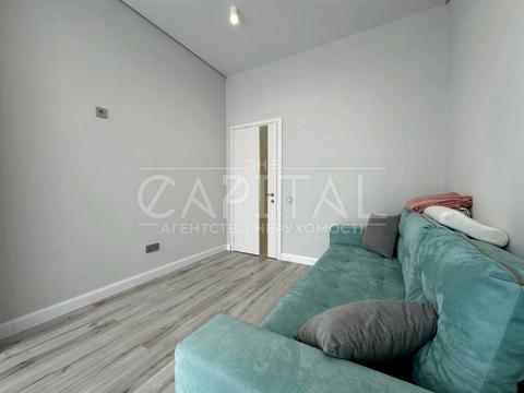 квартира за адресою Київ, Каховська вул., 60