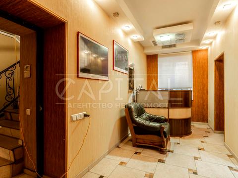 комерційна за адресою Київ, Джона Маккейна вул. (Івана Кудрі), 36