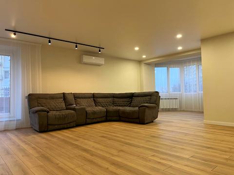 квартира по адресу Владимира Ивасюка просп. (Героїв Сталінграду), 24