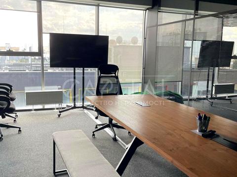 комерційна за адресою Вадима Гетьмана вул., 1-А