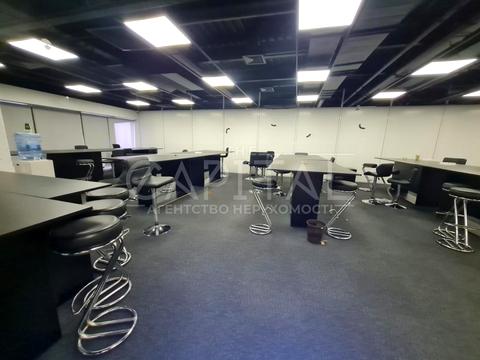 комерційна за адресою Вадима Гетьмана вул., 1-А