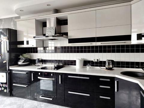 квартира за адресою Степана Рудницького вул. (Академіка Вільямса), 5