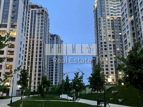 комерційна за адресою Андрія Верхогляда вул. (Михайла Драгомирова), 26