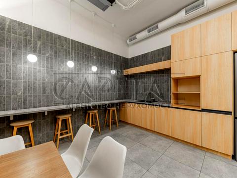 комерційна за адресою вул. Січових Стрільців, 44 А