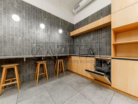 комерційна за адресою вул. Січових Стрільців, 44 А