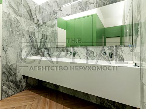 комерційна за адресою вул. Січових Стрільців, 44 А