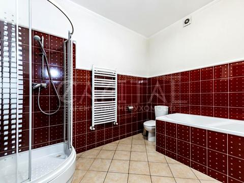 будинок за адресою с. Козин, Лугова