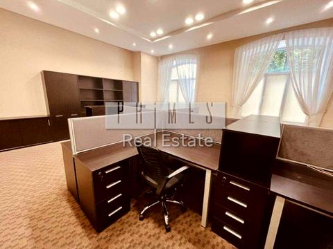 комерційна за адресою Митрофана Довнар-Запольського вул., 7-9