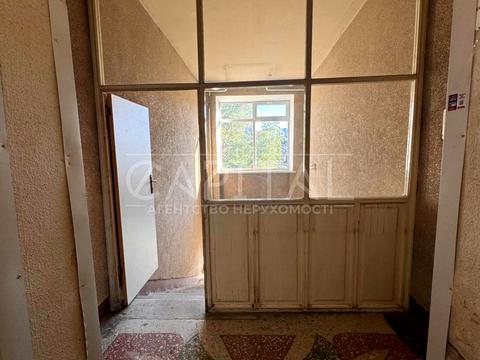 коммерческая по адресу Межигорская ул., 82