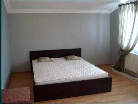 будинок за адресою Богатирська вул.