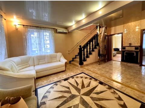 будинок за адресою Богатирська вул.