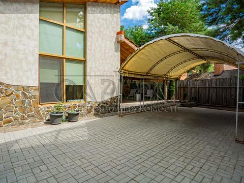 будинок за адресою Богатирська вул., 30а