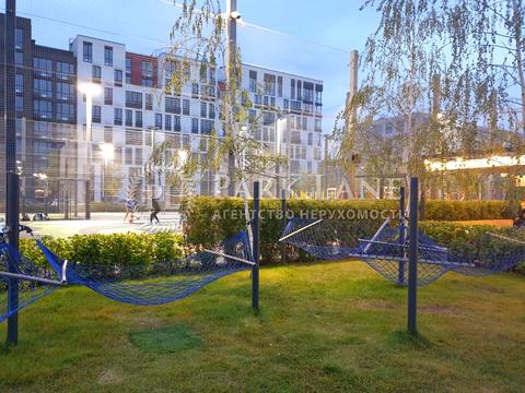 квартира за адресою Салютна вул., 2к2