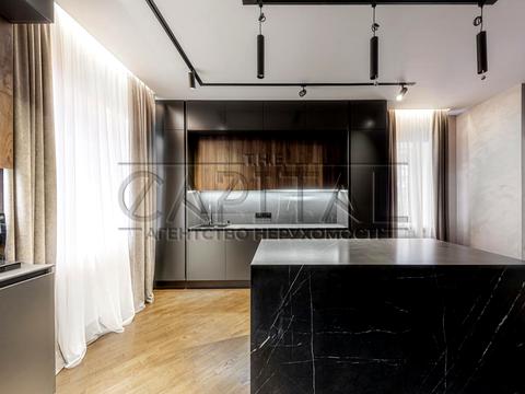 будинок за адресою смт. Козин, Затишна вул., 1