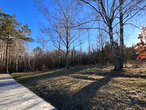 участок по адресу с. Иванковичи, 