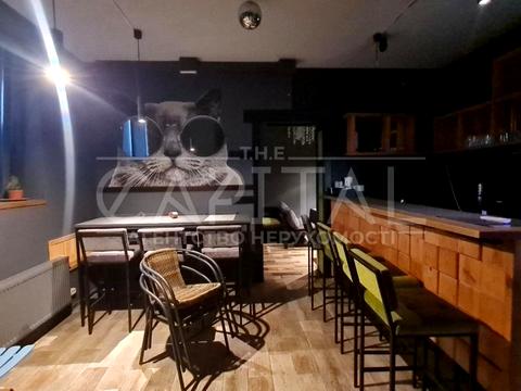 комерційна за адресою Михайла Величка вул., 3