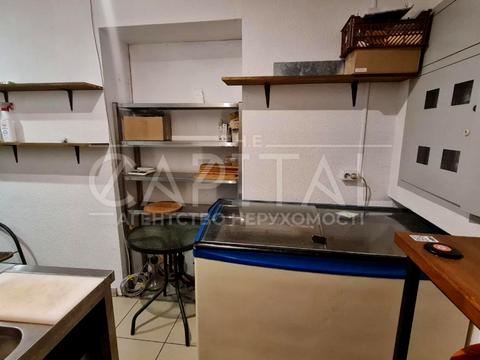 комерційна за адресою Михайла Величка вул., 3