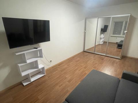 квартира за адресою Софії Русової вул., 7-Г