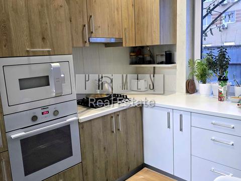 будинок за адресою Симона Петлюри вул. (Черняховського)