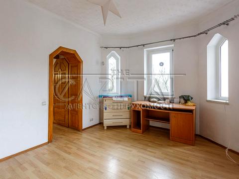 дом по адресу Зверинецкая ул.