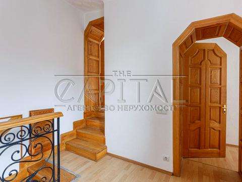 дом по адресу Зверинецкая ул.