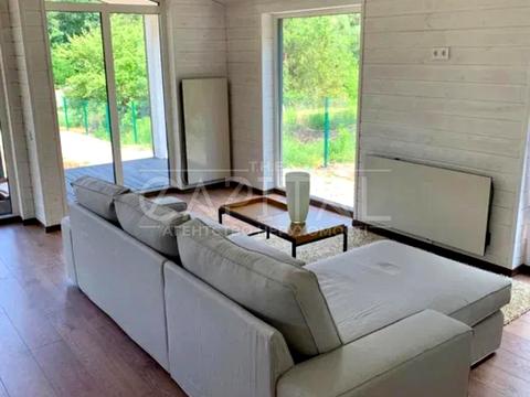 будинок за адресою с. Лісники, Вишнева вул.