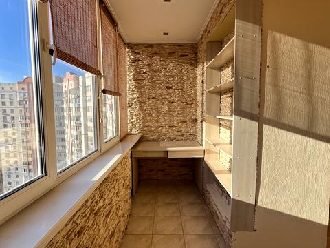 квартира за адресою Анни Ахматової вул., 31