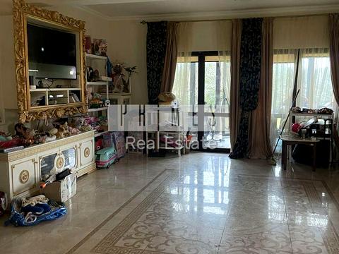 будинок за адресою Мирна, 12