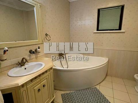 будинок за адресою Мирна, 12