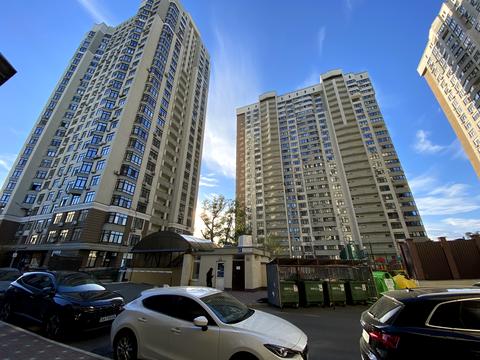 квартира за адресою Авіаконструктора Ігоря Сікорського вул. (Танкова), 4-В