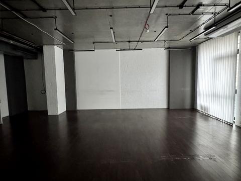 комерційна за адресою Предславинська вул., 44