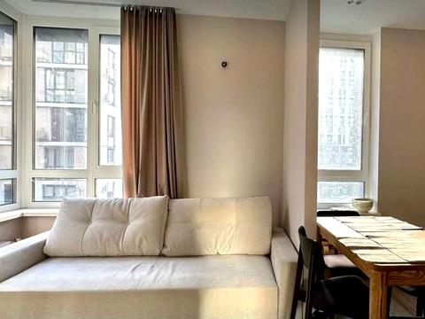 квартира за адресою Київ, Салютна вул., 2к20