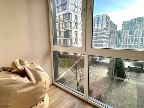 квартира за адресою Київ, Салютна вул., 2к20