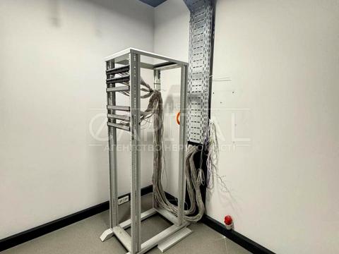 коммерческая по адресу Днепровская набережная ул., 26-І