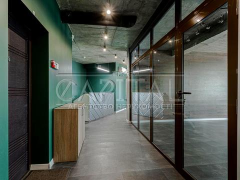 комерційна за адресою Срібнокільська вул., 1