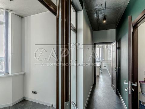 комерційна за адресою Срібнокільська вул., 1