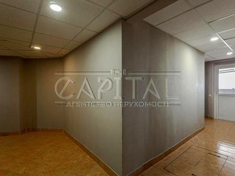 комерційна за адресою Срібнокільська вул., 1