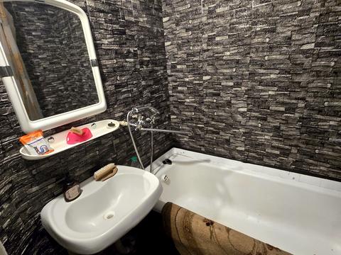 квартира за адресою Ревуцького вул., 24/4