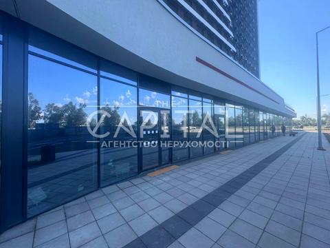 комерційна за адресою Дніпровська набережна вул., 17-К