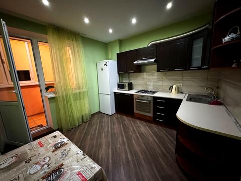 квартира за адресою Юності вул., 3