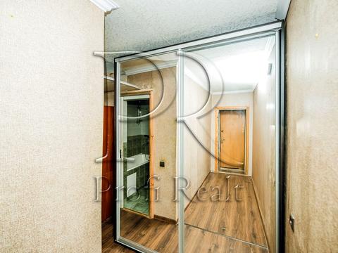 квартира за адресою Академіка Корольова вул., 6-А