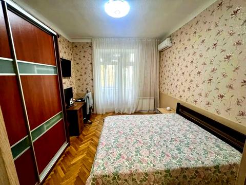 квартира за адресою Стратегічне шосе (Науки), 39-А