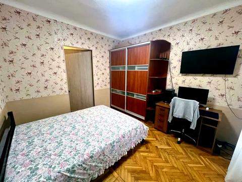 квартира за адресою Стратегічне шосе (Науки), 39-А