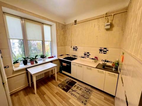 квартира за адресою Стратегічне шосе (Науки), 39-А